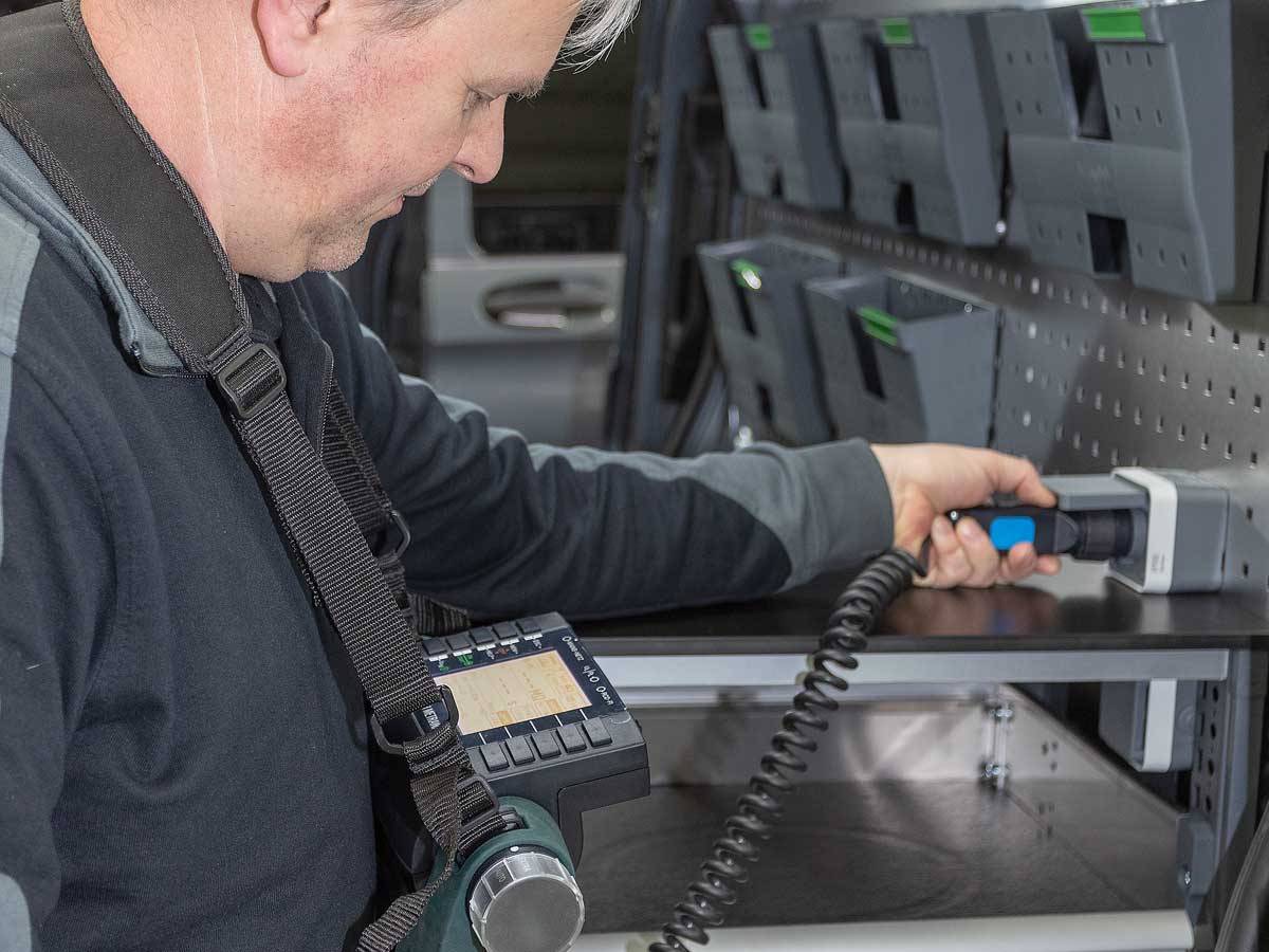 bott vario3 Fahrzeugeinrichtung Prüfung Netzspannung im Fahrzeug