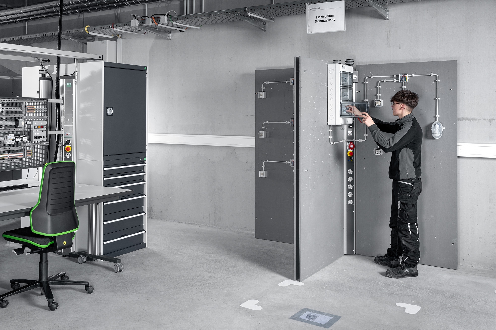 bo_sys_ref_bott_Elektrowerkstatt_03407_V01.jpg